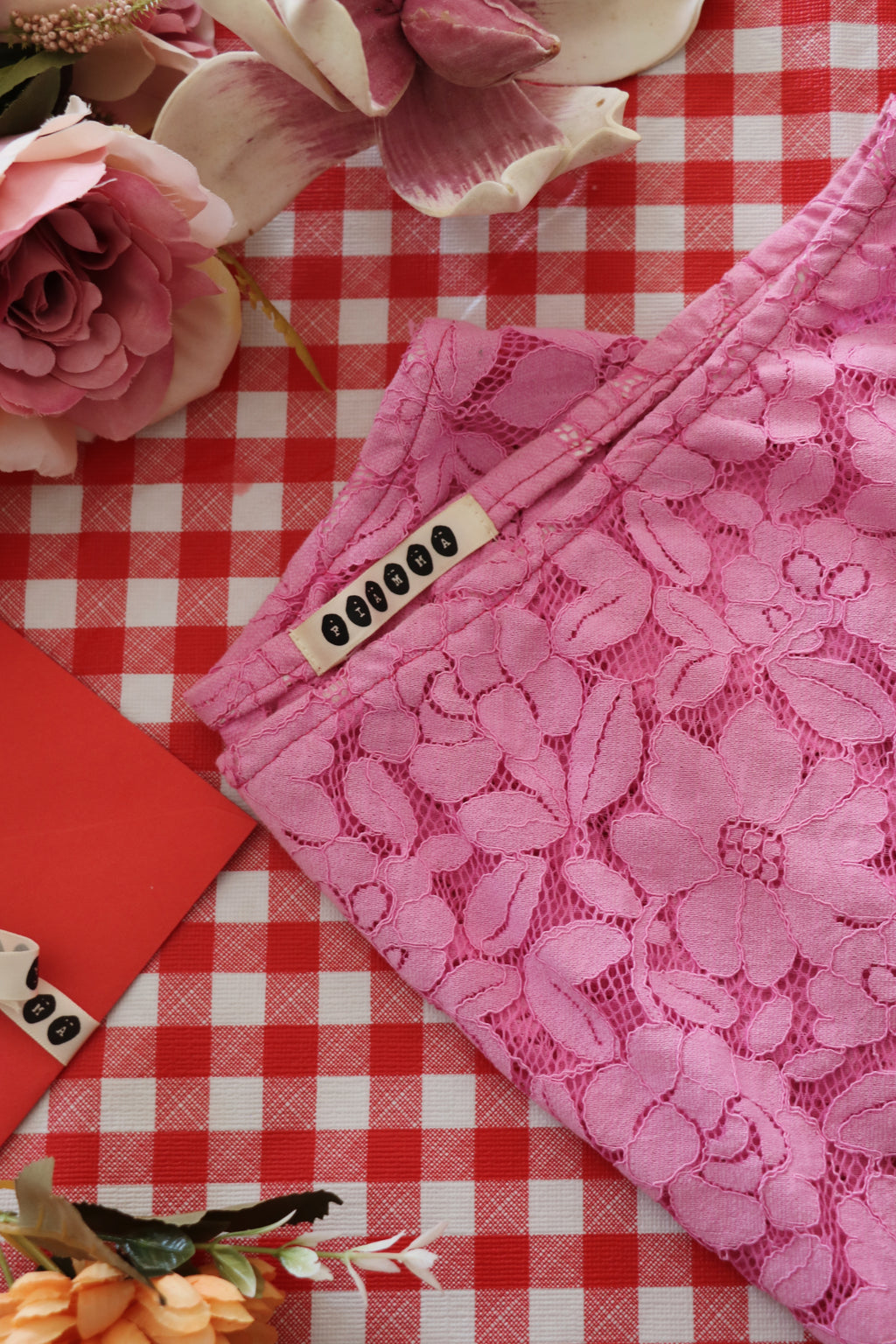 Ibisco Pink Lace Midi Skirt