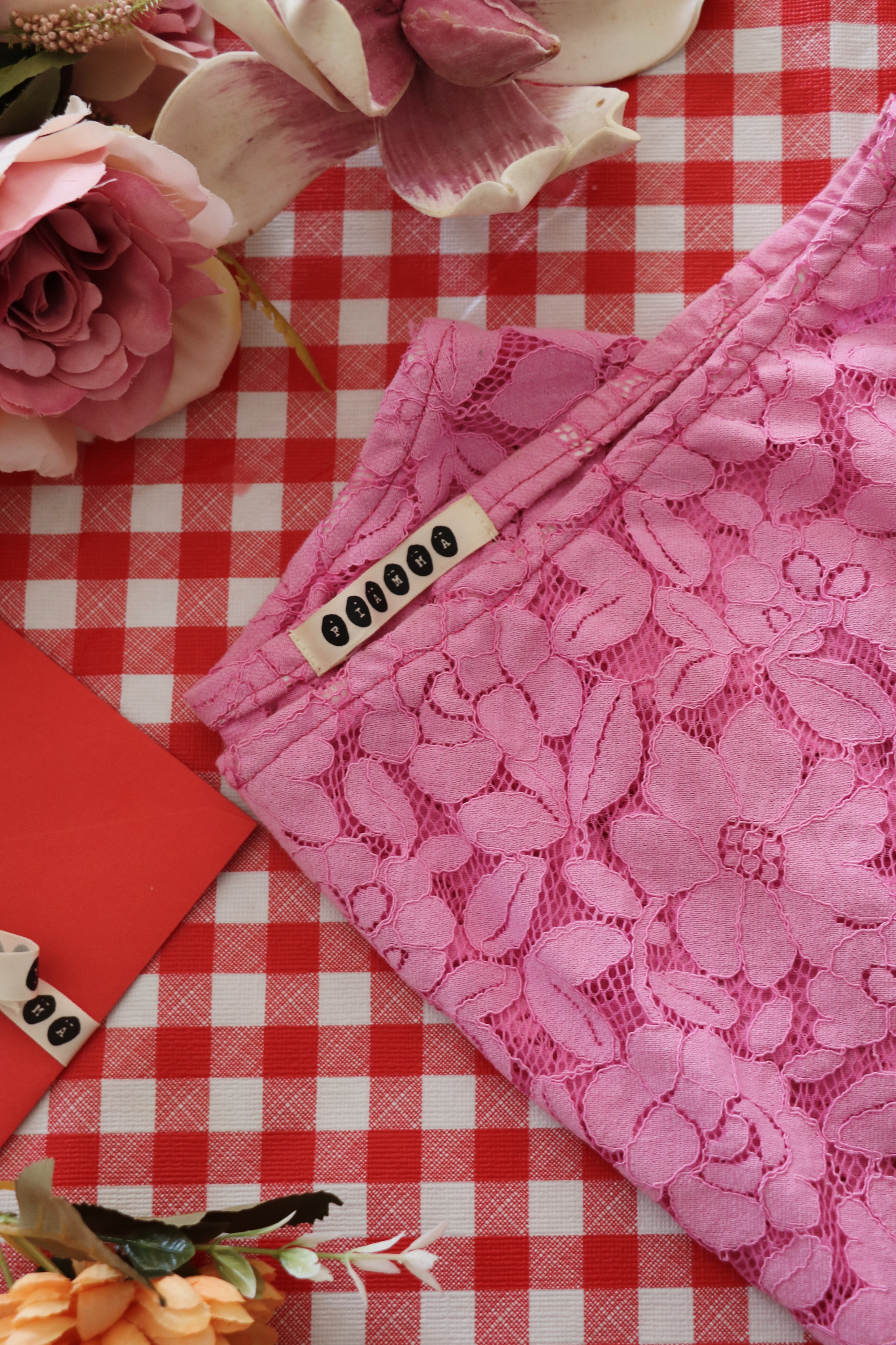 Ibisco Pink Lace Midi Skirt