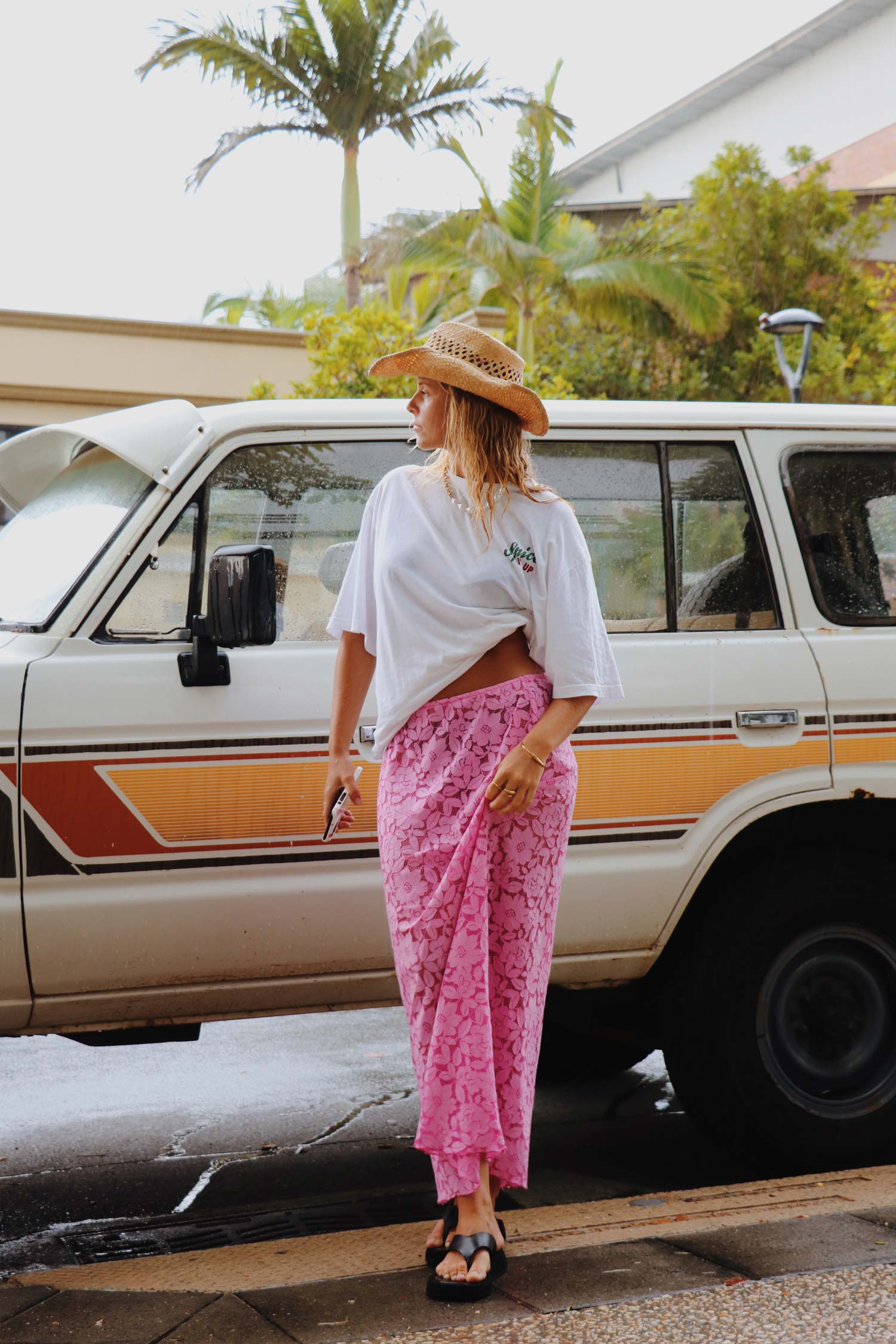 Ibisco Pink Lace Midi Skirt